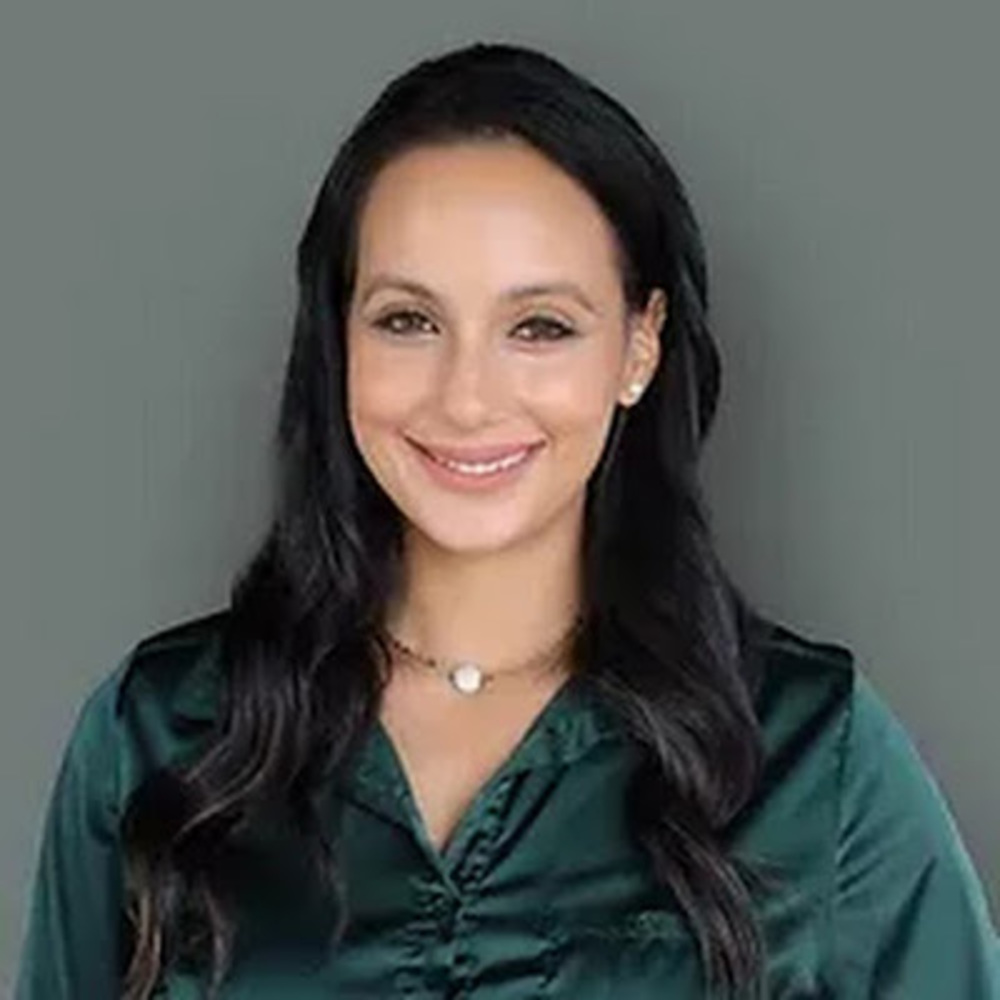 Meet your Posher, Angel nicoll